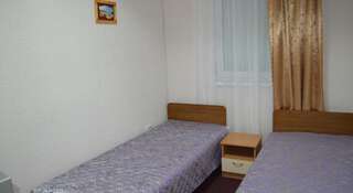 Гостиница Мотель Клуб Сальвадор Партенит Бюджетный двухместный номер с 2 отдельными кроватями-8
