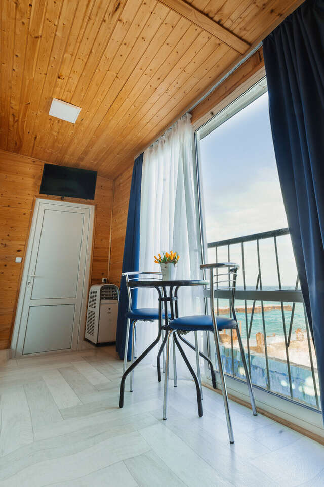 Гостиница Сальвадор Партенит-100